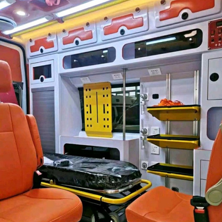 万荣长途救护车护送病人租赁价格